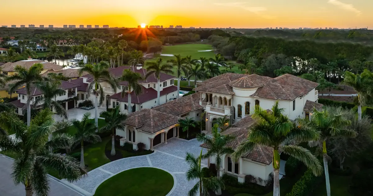 North Naples